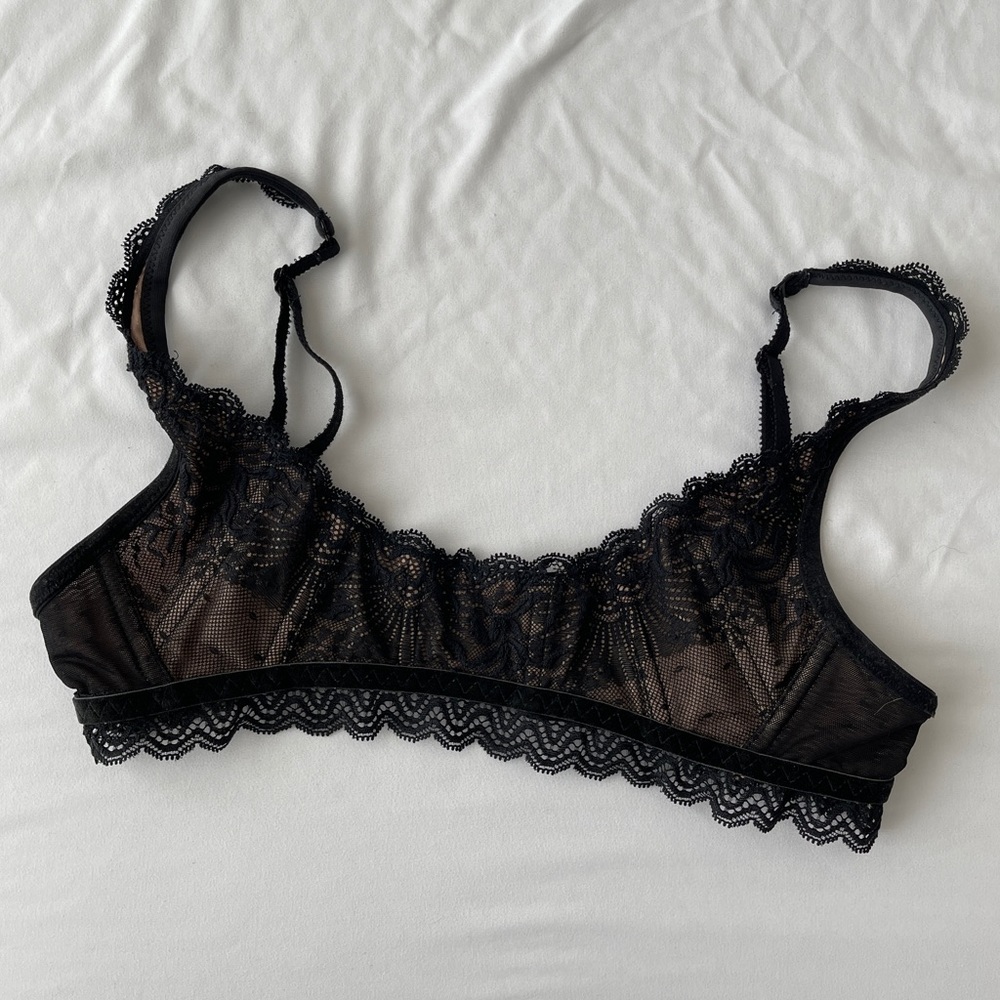 Very Sexy Victoria’s Secret Lace Bra XS